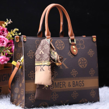 Designer fashion trend new Internet celebrity leather women Tote Tote bag File bag Large capacity senior large bag
