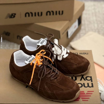 New Balance X MIU MIU NB 530 SL Lace Up Round Head Wear Resistant Low Cut Running Shoes For Men And Women