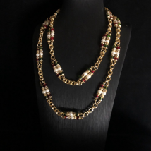 Bijoux vintage médiévaux longs bijoux en verre rouge et vert pierre diamant cerceau design chaîne de pull pour un usage quotidien