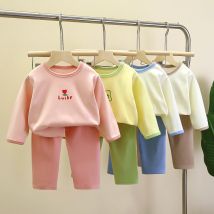 Ensemble pyjama et caleçon long en velours pour enfant