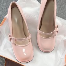 2025 Beautiful French Pink Mary Jane Women's With Skirt Temperament Single Small Leather Shoes