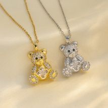 New Teddy Necklace Crystal Clover Inspirational Female Cute Little Bear Pendant Collar Chain
