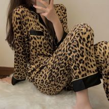 Vêtements pour femmes printemps et automne pyjamas costumes femmes mode ample imprimé léopard à manches longues dames vêtements de maison haut de gamme