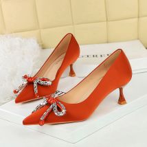 1961-H61 Wind Light Luxury Water Diamond Bow Tip Fine Middle Silk Wine Glass Heel Women's Single Shoe