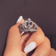 Classic Micro Inlaid Diamond Crown White Gold Rose Gold Ring