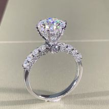 Platinum Plated Crystal Ring Women Jewelry Bright Star Wedding Diamond Ring