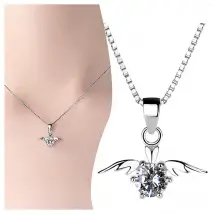 Collier avec pendentif en forme d'aile d'ange en argent et cristal luxueux pour femme