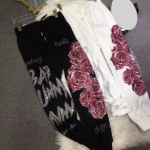 Vêtements pour femmes Pantalons de survêtement Hot Diamond Pantalons de survêtement amincissants taille haute à fleurs légères de luxe pour femmes