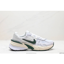 Nike V2K RUN Women's Retro Dad Cushioned Versatile Casual Sneaker FD0736-101