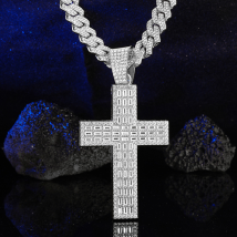 Nouveau pendentif croix en diamant plein carré en T avec pendentif croix en alliage de strass exagéré de haute qualité