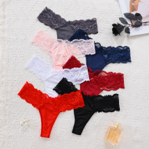 Vêtements pour femmes grande taille sexy string sans couture sexy transparent taille moyenne sous-vêtements pour femmes dentelle creuse sous-vêtements pour femmes