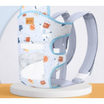 Porte-bébé avec sangle pour promener un nouveau-né. Un accessoire pratique pour tenir bébé.