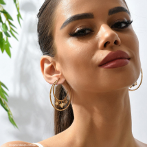 Boucles d'oreilles haut de gamme exagérées de style bohème, boucles d'oreilles à pompon d'amour de conception de niche de personnalité