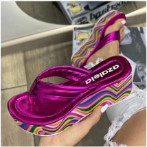 Plus-size Platform Color Matching Wedge Flip-flops Women Wear Clip-toe Beach Sandals With High Heels