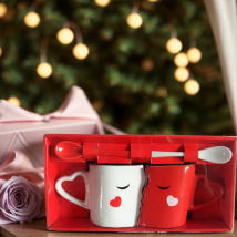 Cadeau de festival de meubles pour la maison tasse en céramique créative coffret cadeau de tasse pour couple ensemble de tasses haut de gamme cadeau d'impression d'événement