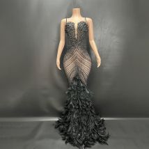 Vêtements pour femmes Robe noire en plumes et strass Robe de soirée rouge en maille Robe élégante