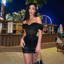 Vêtements pour femmes Robe Slim Fit Wrapped Hip Une épaule Slim Robe de couleur unie