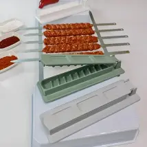 Single Row Kebab Maker Bbq Meat Skewer Machine Convenient Reusable Plastic Bbq Skewer Maker For Easy Kebab Preparation BBQ Tools