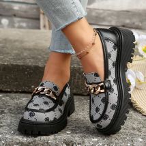 Chaussures pour femmes nouvelles chaussures pour femmes de grande taille rehaussantes chaussures polyvalentes à plateforme petites chaussures en cuir
