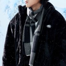 Unisex Men's scarf autumn and winter tide brand casual blanket thick warm cold collar to send boyfriend birthday gift