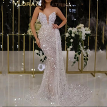 Robe sexy à bretelles et col en V pour femme, tenue de soirée sexy et tendance, argentée