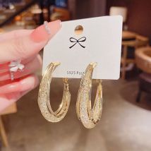 Boucles d'oreilles en métal, boucles d'oreilles en maille creuse, boucles d'oreilles en cristal, boucles d'oreilles à haut sens, boucles d'oreilles féminines micro incrustées de tempérament de mode