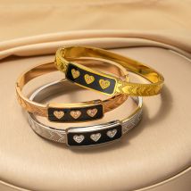 Titanium love drop oil inlaid with diamond, versatile stainless steel bracelet, non fading accessory