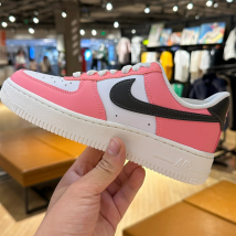 Chaussures de skate Nike Air Fn°1 pour homme et femme, blanches et roses, motif Saint-Valentin, FQ6850-621