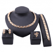 Italy New Design Ladies Gold Color Crystal Necklace Ring Earring Bracelet Wedding Party Gift Jewelry Set