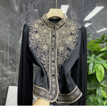 Chemise brodée imitation soie pour femme