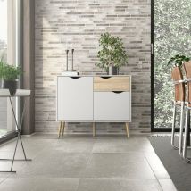 Credenza a due ante e un Audit, colore bianco e rovere, Misure 98 x 81 x 39 cm