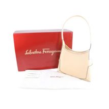 Pre-owned Leather shoulder-bags Salvatore Ferragamo Pre-owned , Beige , Unisex
