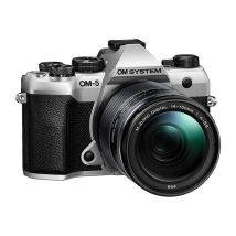 Appareil photo hybride OM System OM 5 Mark II avec objectif M.Zuiko 12-45mm F4 PRO Argent et Noir