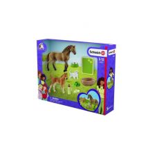 SCHLEICH - Figurine 42432 Les soins pour bebe animaux dHorse Club Sarah