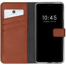 Selencia SH00044557 coque de protection pour téléphones portables 15,5 cm (6.1 ) Folio porte carte Marron Apple iPhone 13