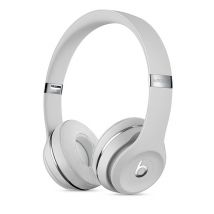 Auricular inalámbrico Apple Solo 3 para llamadas/música Micro-USB Bluetooth Plata- Reacondicionado - Muy buen estado