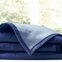 Plaid 150x220 - Bleu Marine - Becquet - Fabriqué en France