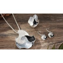 Geometric Petal Necklace, Earrings & Ring Jewellery Set - 2 Finishes, 4 Colours