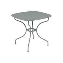 Fermob - Table de jardin en métal Carronde Opera+ 82 x 82 cm Gris Lapilli Gris lapilli Dimensions (L x l x H):82 x 82 x 74 cm Extensible:Non Forme:Car