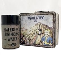Fallout Weathered Vault-Tec Eväsrasia & Termospullo