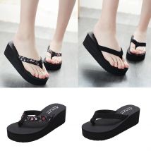 Chaussons pour femmes couleur unie pieds antidérapants tongs talons hauts compensées plage pantoufles décontractées chaussures Femme Calzado Mujer Chinelo