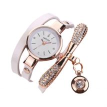 Femmes bracelet en cuir analogique Quartz montres femmes relojes mujer orologio donna