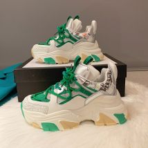 Baskets noires en cuir vulcanisé à semelle épaisse pour femmes, chaussures décontractées à lacets, à la ,