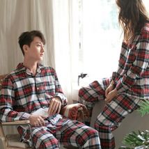 Pyjamas ecosse Plaid Tartan ensemble de vêtements de nuit pour Couple hommes femmes coton à manches longues salon pyjamas ensemble vêtements de maison doux Pijama