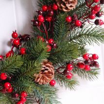 Guirlande de noël artificielle décorée Branches vertes avec pommes de pin baies rouges intérieur/extérieur décoration de noël 45cm