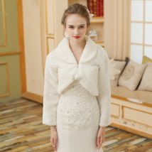 Jiayigong pas cher ivoire mariage veste manches longues mariée boléro Wrap fausse fourrure femmes manteau