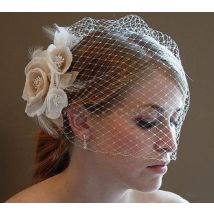 Chapeaux de mariage élégants pour femmes, accessoires de coiffure, chapeaux de mariage et fascinateurs, coiffure à fleurs faite à la main avec peigne