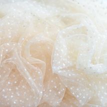 Tissu dentelle Tulle rose pêche à pois velours blanc cassé