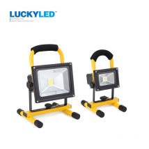 LED chanceux 10W 20W projecteur Rechargeable LED projecteur lampe portable projecteur extérieur Camping travail lumière avec chargeur de voiture à courant continu