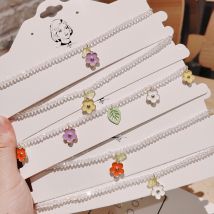 Collier de perles Kpop pour femmes, bijou court avec brin, marguerite, choker, idée